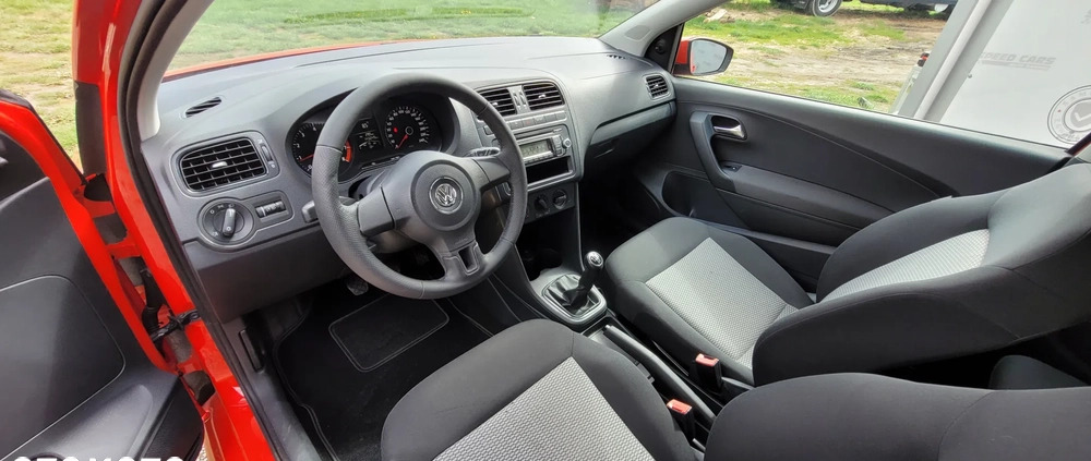 Volkswagen Polo cena 16900 przebieg: 143249, rok produkcji 2011 z Błonie małe 137